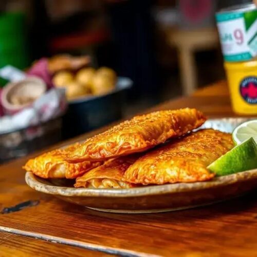 Receita de pastel de feira leve e fácil para fazer em casa 1 Pastel de feira